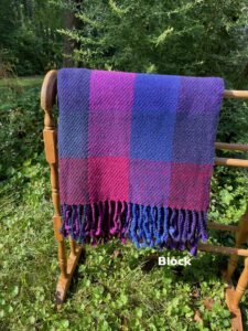 Warm Mainer Blanket